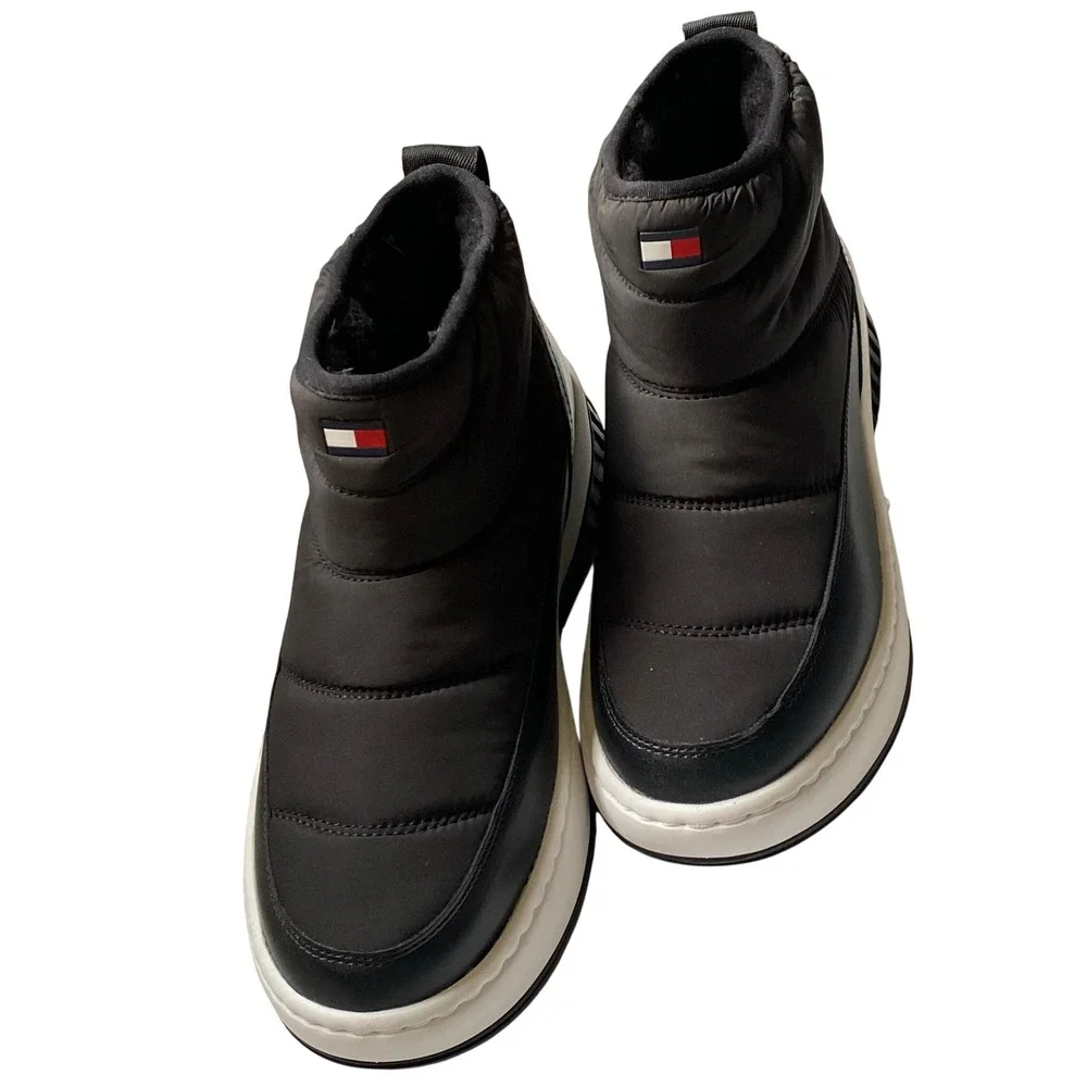 Tommy Hilfiger Womens‎ Black Puffer Ankle Boots Faux Fur Lined Platform 6.5 NWOB